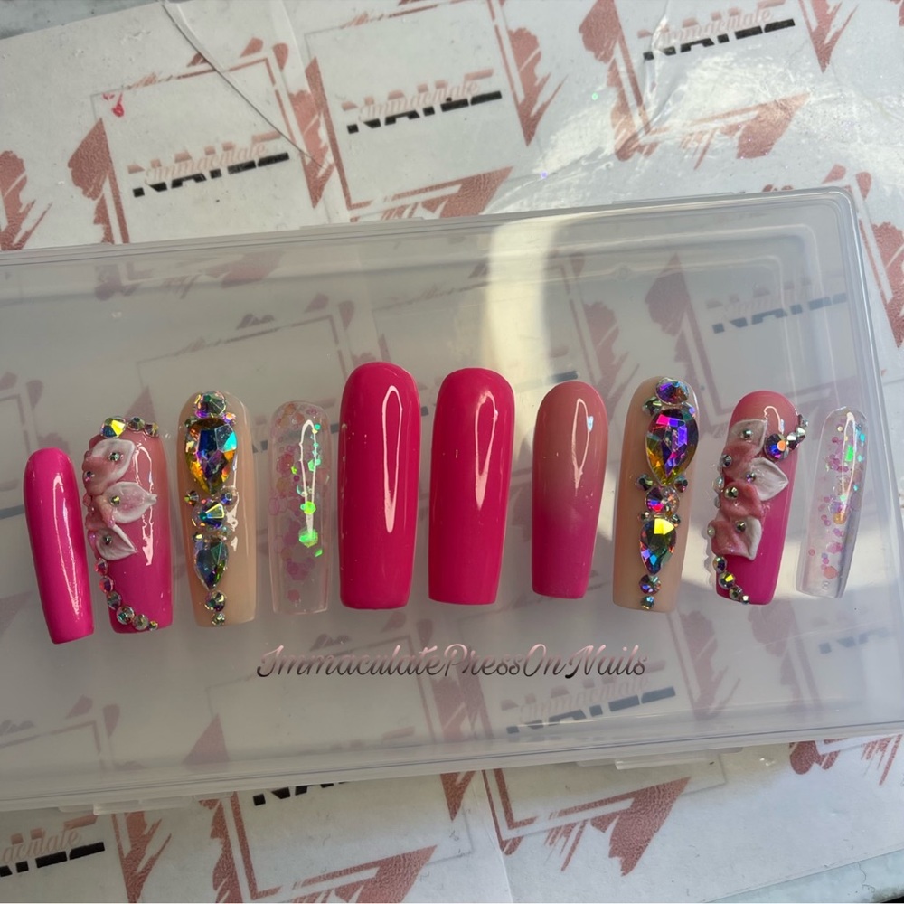 Authentic custom press on nails